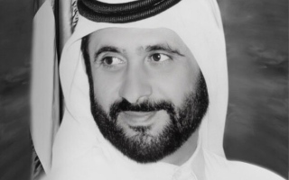 الصورة: مكتوم بن محمد ناعياً أحمد بن راشد آل مكتوم: كان عضيداً لحكّام دبي