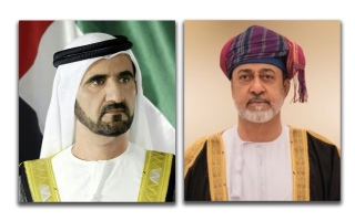 الصورة: سلطان عُمان يُعزّي محمد بن راشد في وفاة أحمد بن راشد آل مكتوم