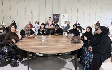 الصورة: &laquo;إماراتية استثنائية&raquo;.. في ضيافة جمعية الصحفيين