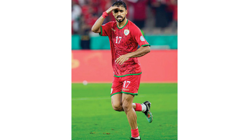 نجم المنتخب العماني ناصر الرواحي. من المصدر