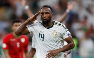 الصورة: منتخب السعودية أول المتأهلين إلى نصف نهائي &laquo;خليجي 27&raquo;