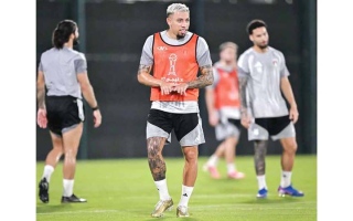 الصورة: &laquo;الأبيض&raquo; يلتقي عُمان وعينه على نهائي &laquo;خليجي 27&raquo;
