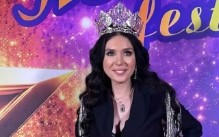 دينا: "لا أتذكر كم مرة تزوجت .. عقلي مش دفتر" !