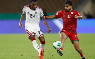 الصورة: 13 انتصاراً.. &laquo;الأبيض&raquo; يكرّس تفوقه التاريخي على عُمان في كأس الخليج