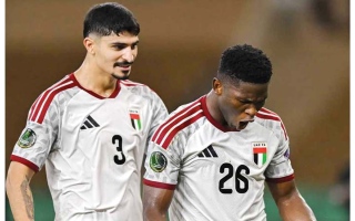 الصورة الرئيسية لمقال: بأداء واثق وتكتيك ناضج.. «الأبيض» إلى نهائي «خليجي 27»