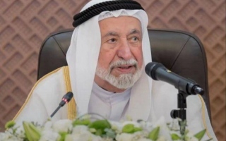 الصورة: سلطان القاسمي يأمر بربط ترقيات موظفي حكومة الشارقة بالدرجة العلمية