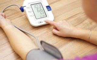 وصفة بسيطة قد تساعدك في حالة هبوط الضغط المفاجىء