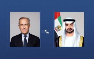 الصورة: رئيس الدولة يتلقى اتصالاً هاتفياً من رئيس وزراء كندا