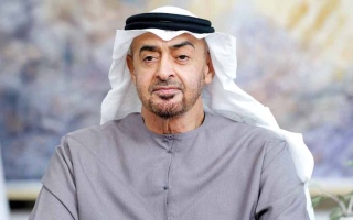 الصورة: رئيس الدولة يتلقى اتصالاً هاتفياً من رئيس وزراء كندا