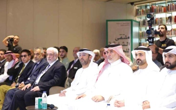 الصورة: ندوة ملتقى الشارقة للخط تناقش تأثيرات الحرف العربي