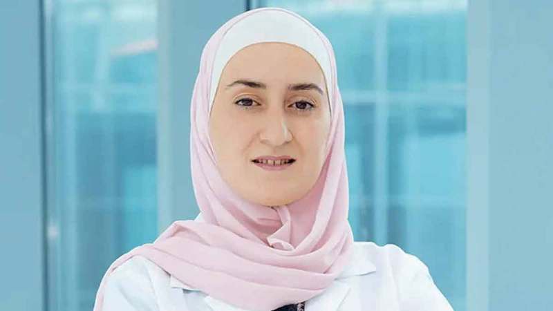 الدكتورة رنا أبوطراب: تغيير واقع طب الجلدية يتطلب التزام الأطباء بالمعايير المهنية.