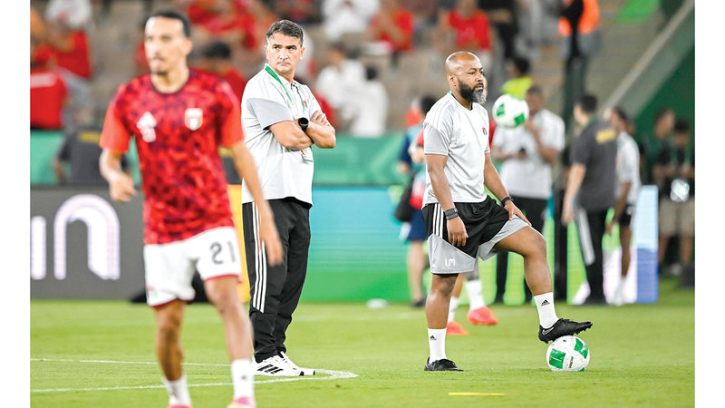 إسماعيل مطر: لاعبو المنتخب شعروا بالضغط والمسؤولية في نهائي «خليجي 27»