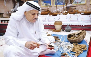 أحمد بن شرباك الطنيجي.. ذاكرة إماراتية لا يغادرها بريق اللؤلؤ