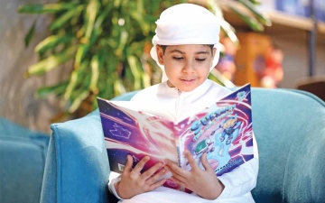 الصورة: طفل إماراتي يسافر عبر الزمن.. ويتخيّل شكل العالم سنة 3045