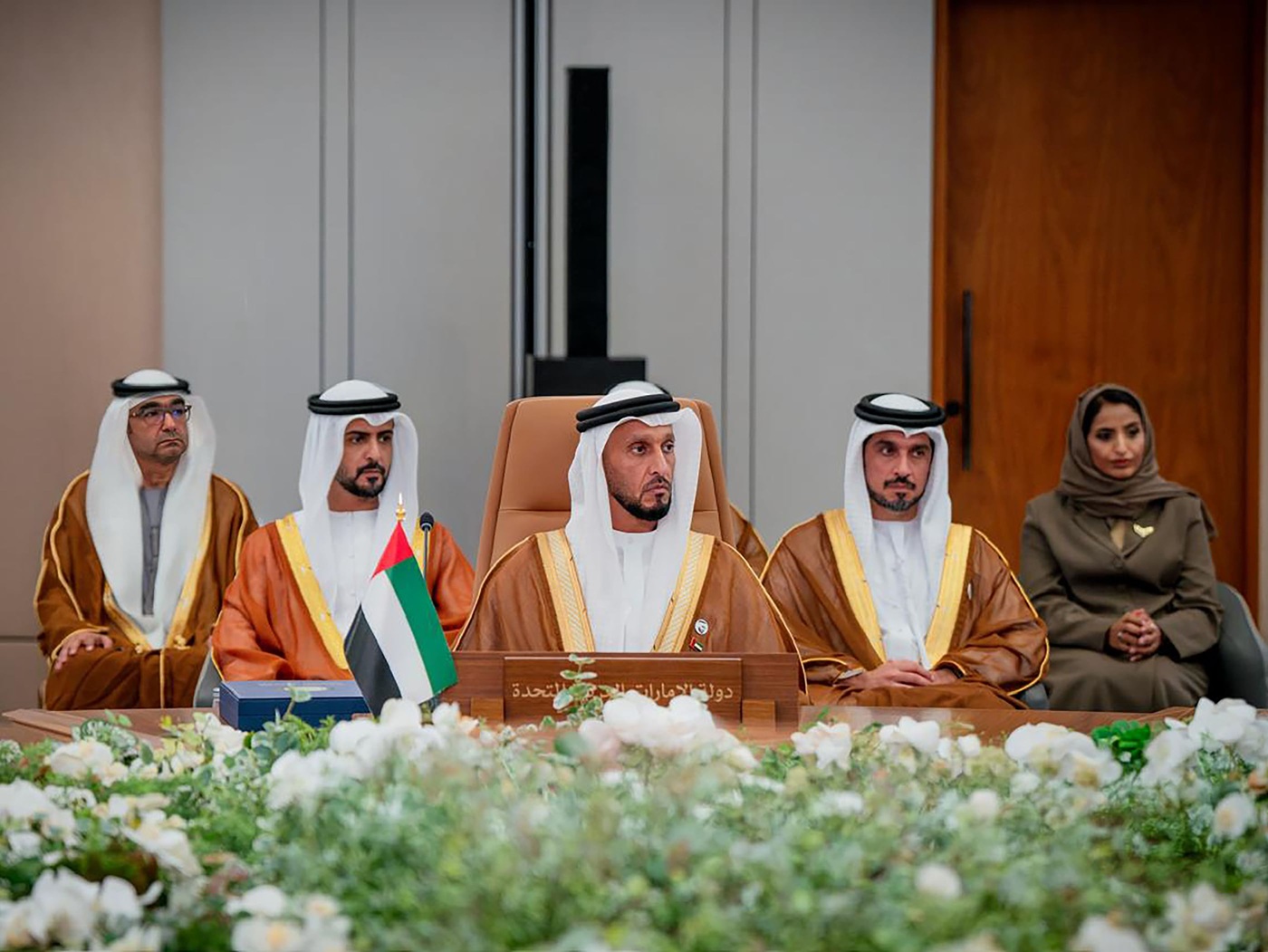 عبدالله آل حامد يترأس وفد الإمارات في اجتماع وزراء الإعلام بدول مجلس التعاون الخليجي بالبحرين عبدالله آل حامد يترأس وفد الإمارات في اجتماع وزراء الإعلام بدول مجلس التعاون الخليجي بالبحرين