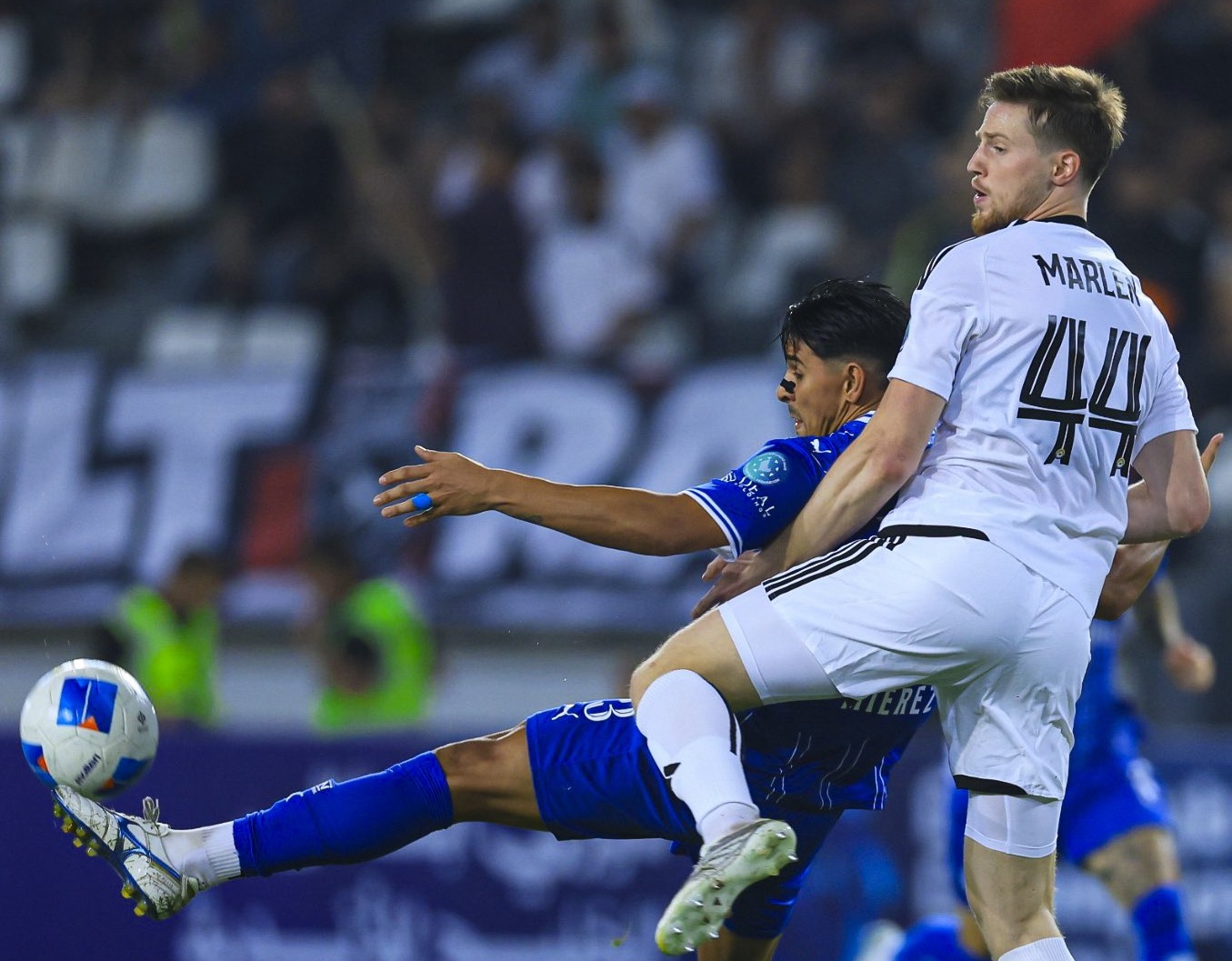 النصر يهزم الزوراء العراقي ويحقق فوزه الثاني في دوري أبطال الخليج