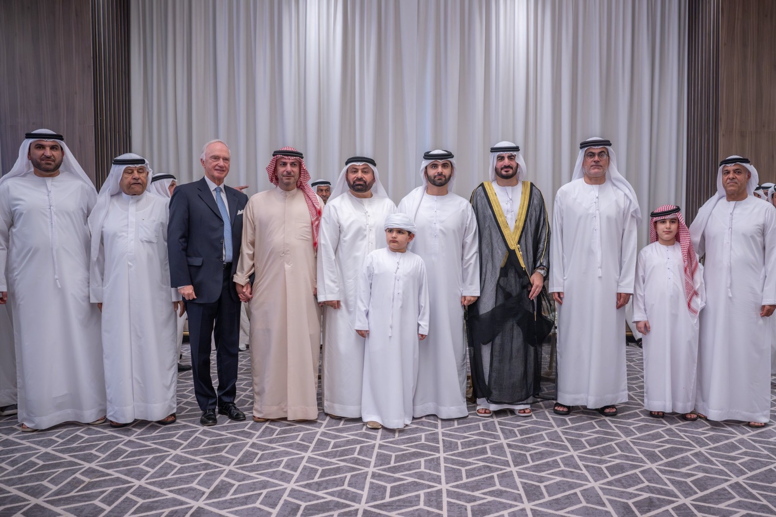 منصور بن محمد يحضر أفراح العطار والملا منصور بن محمد يحضر أفراح العطار والملا