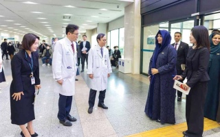 الصورة: لطيفة بنت محمد تبحث مع قيادات كورية توسيع شراكات الصحة والاستثمار والتعليم
