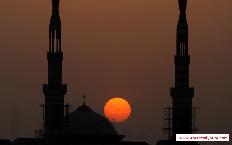 الغروب في سماء الإمارات أجمل. تصوير: زافيير ويلسون