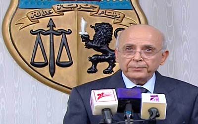 الغنوشي يعلن توليه السلطة في تونس .  أ ف ب