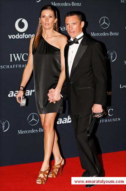 بطل سباق الفروسية السابق الايطالي فرانكي ديتوري ، وزوجته كاثرين -ا.ب.ا