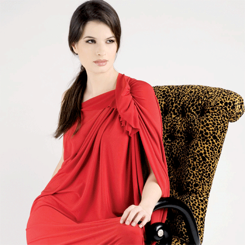 من إحدى فعاليات نادي دبي للسيدات السابقة.
من المصدر