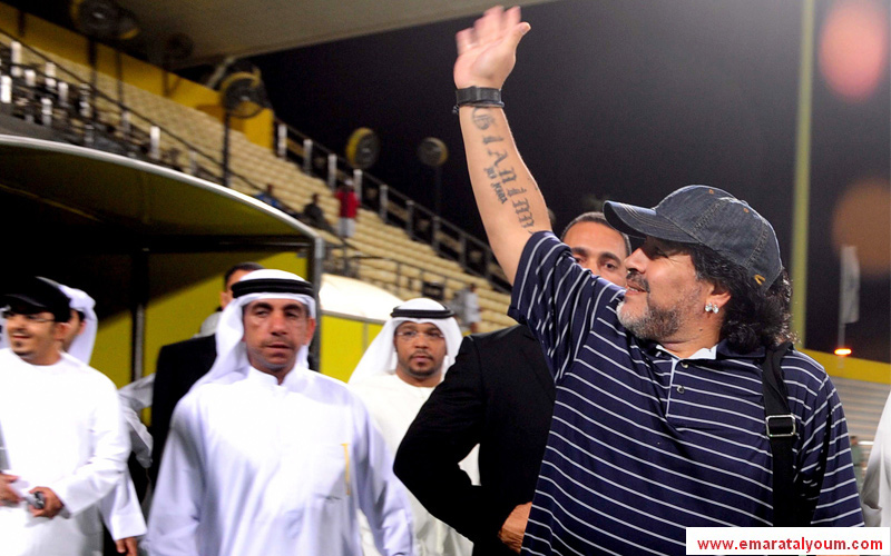 أسطورة كرة القدم الأرجنتيني دييغو مارادونا سيقود نادي الوصل في الموسمين المقبلين-أ.ف.ب