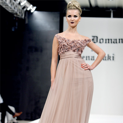 ربيع ورمانسية
في تصاميم زينة زكي.