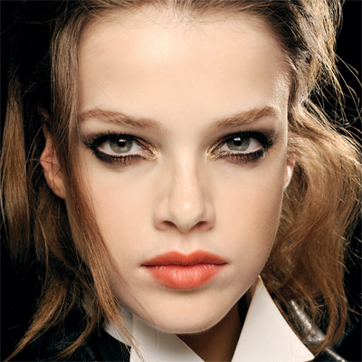 تاف لوف : من عرض ديسكوارد 2