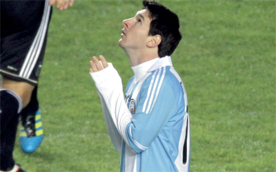 ليونيل ميسي.   إي. بي.إيه