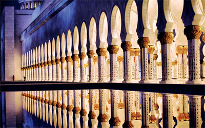 الصورة الفائزة تنقل جماليات في جامع الشيخ زايد الكبير.	من المصدر