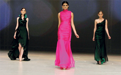 مجموعة ظبية الخليفي تميزت بالرومانسية الشديدة.	تصوير: أشوك فيرما