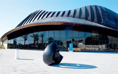 المعرض تستضيفه جزيرة السعديات في أبوظبي. 	من المصدر