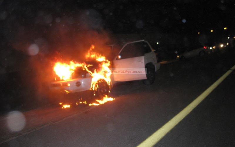 الزفين قال إن الواقعة حدثت حين رصدت الدوريات المرورية مركبة رباعية الدفع لا تحمل لوحات أرقام يقودها شاب بتهور وبصورة جنونية على شارع الخوانيج في الاتجاه المؤدي إلى دوار الورقاء ما سبب خطورة كبيرة على سلامة مستخدمي الطريق.