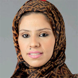 آمنة الحمادي.