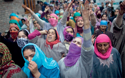 نساء كشمير يطالبن علماء الدين بالتدخل لتصحيح الأخطاء في المفاهــــــــــــــــــــــــــــــــــيم الثقافية السائدة. 	 	غيتي - أرشيفية