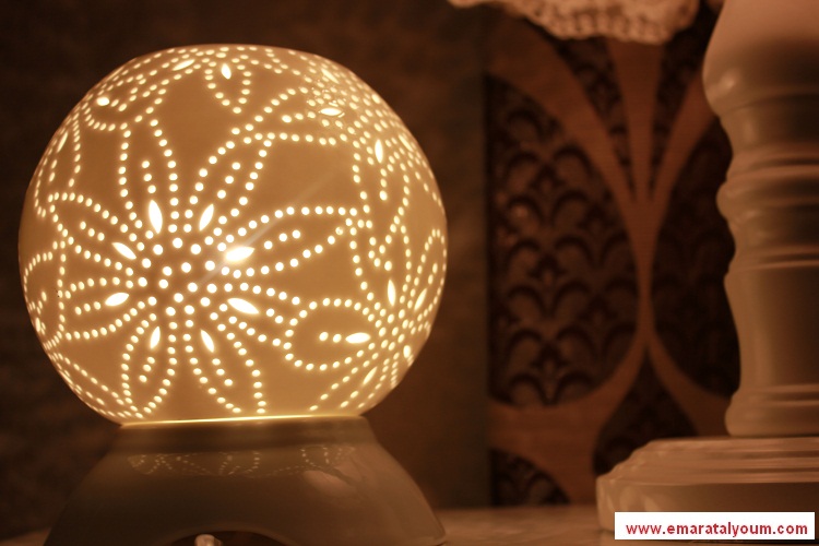 عدسة القارئة موزة المزروعي