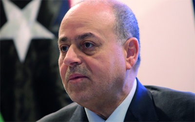 عبدالرحمن هابيل: الإرث الفوضوي البيروقراطي يجعلنا نتقدم بخطى وئيدة.                   تصوير: إريك أرازاس