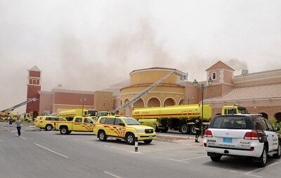 الحريق اندلع في مركز فيلاجيو التجاري. رويترز