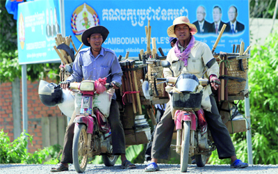 أوباما.. طائرات بلا طيار تنفذ غارات ضد المدنيين في باكستان وأفغانستان. 

عن صحيفة 
«كريستيان ساينس مونيتور»