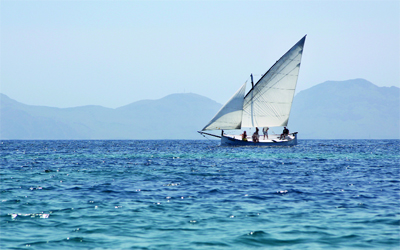 القوأرب الشراعية من أبرز معالم الجزر الإسبانية.    د.ب.أ