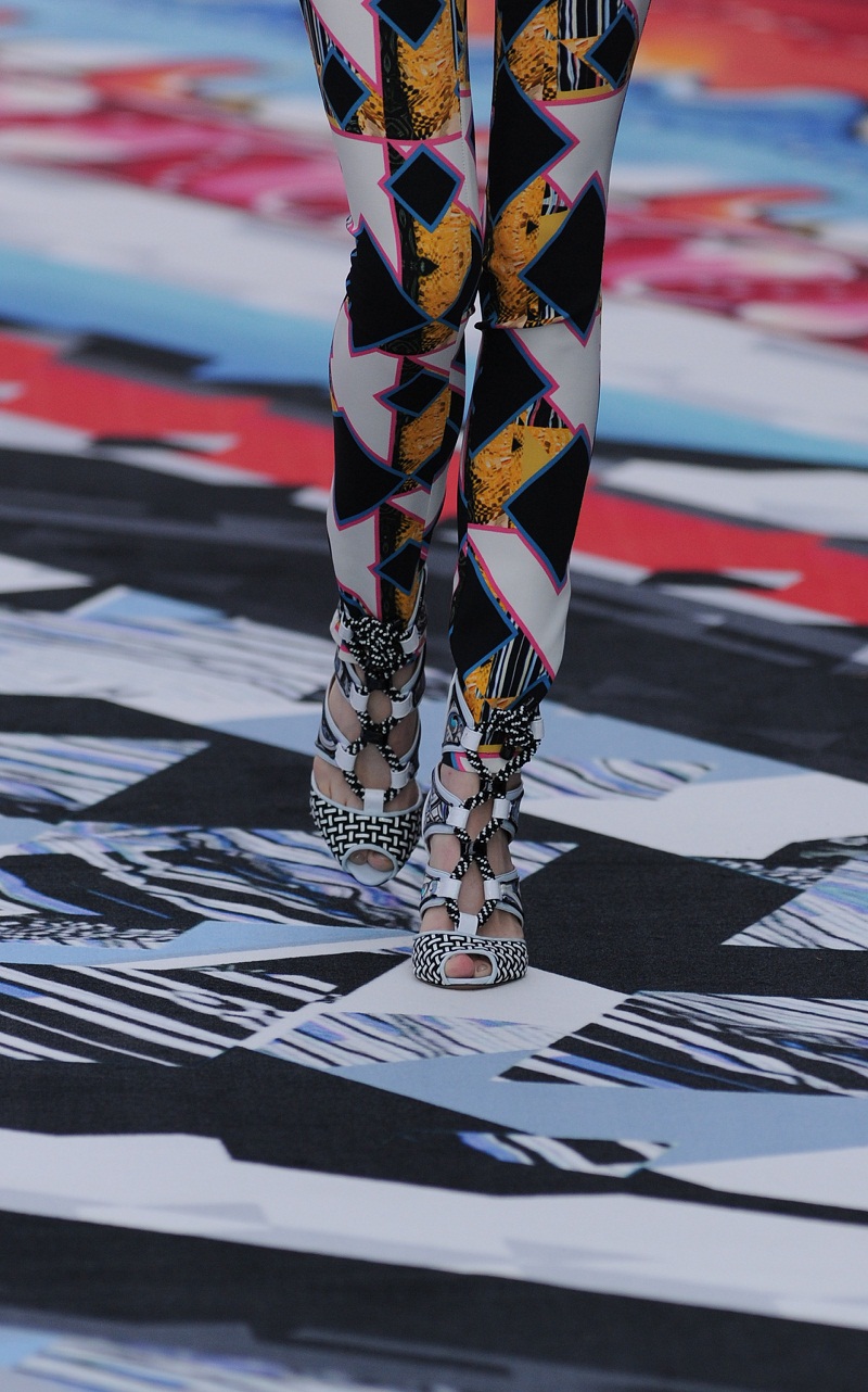 شهدت العاصمة البريطانية لندن أسبوعاً للأزياء عرض فيه المصممون أزياء لربيع وصيف العام القادم. الصور من أ ف ب