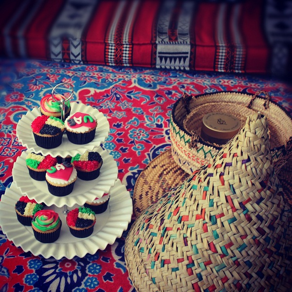 في حلوياتنا التى تتخلى في هذا اليوم عن سكرها  لتتحلى بطعم الوطن الجميل ...