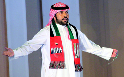 الجمهور تفاعل مع قصائد الأحبابي. من المصدر