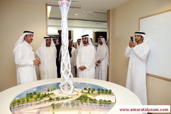 صاحب السمو الشيخ محمد بن راشد آل مكتوم، يطلع على التصاميم الهندسية لمشروع توسعة سوق ديرة، الممتد على مسافة أكثر من 4 كيلومترات، بين منطقتي خور دبي وميناء الحمرية، بتكلفة تصل إلى نحو 3 مليارات درهم. وام