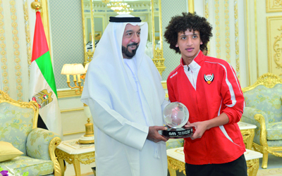 ..وسموه مع نجم المنتخب الوطني عمرعبد الرحمن.  وام