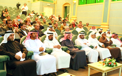 جانب من الأمسية الثانية في مهرجان الشعر العربي.	تصوير: تشاندرا بالان