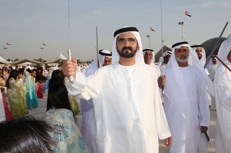 شهد صاحب السمو الشيخ محمد بن راشد آل مكتوم، نائب رئيس الدولة رئيس مجلس الوزراء حاكم دبي، الاحتفال الشعبي الذي أقيم، بمناسبة زفاف كل من الشيخ ذياب بن محمد بن زايد آل نهيان، إلى كريمة سمو الشيخ حمدان بن زايد آل نهيان، ممثل الحاكم في المنطقة الغربية، والشيخ زايد بن سعيد بن زايد آل نهيان، إلى كريمة سمو الشيخ هزاع بن زايد آل نهيان، مستشار الأمن الوطني. وام