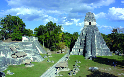 أبراج تيكال ناطحات سحاب قديمة. 	أرشيفية