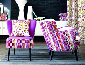 شركة Vitra قدمت إصداراً جديداً من مقعدها الكلاسيكي «Lounge Chair». 	د.ب.أ